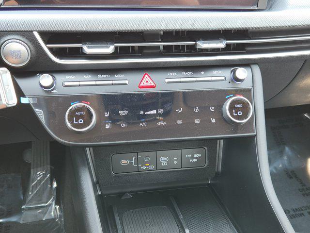 new 2025 Hyundai Sonata Hybrid car, priced at $32,228