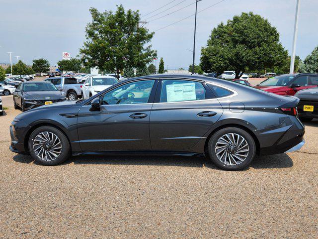 new 2025 Hyundai Sonata Hybrid car, priced at $32,228
