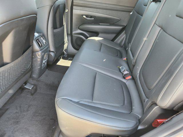 new 2025 Hyundai TUCSON Hybrid car, priced at $38,975