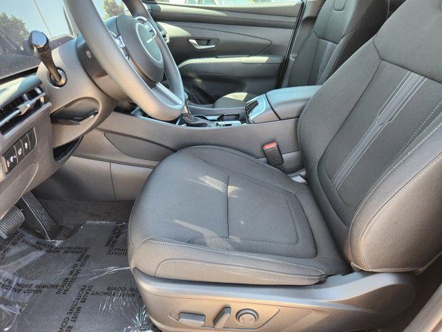 new 2025 Hyundai Tucson car, priced at $33,100
