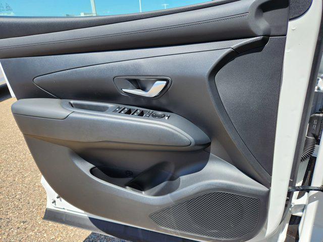 new 2025 Hyundai Tucson car, priced at $33,100