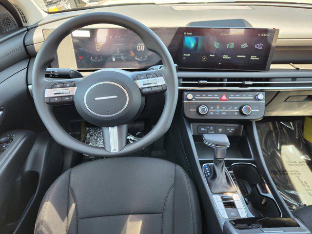 new 2025 Hyundai Tucson car, priced at $32,230