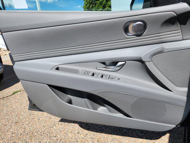 new 2025 Hyundai Elantra car, priced at $27,475