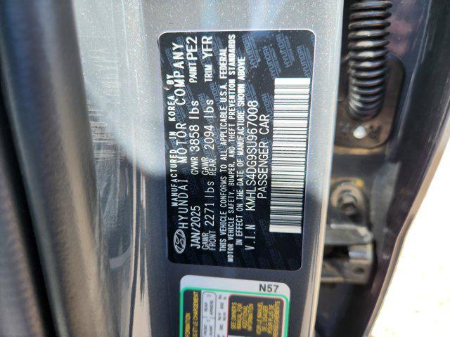 new 2025 Hyundai Elantra car, priced at $27,475
