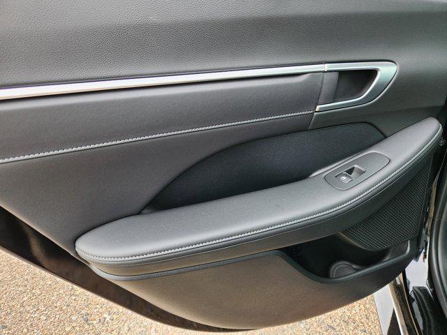 new 2025 Hyundai Sonata Hybrid car, priced at $39,280