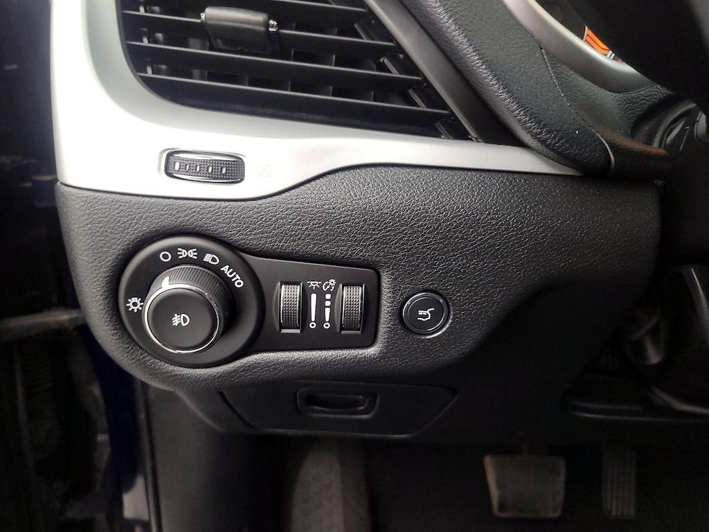 used 2014 Jeep Cherokee car, priced at $15,998