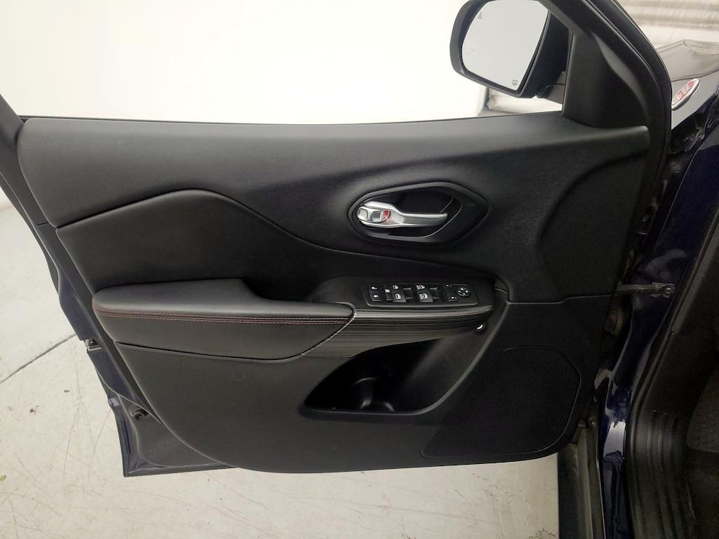 used 2014 Jeep Cherokee car, priced at $15,998