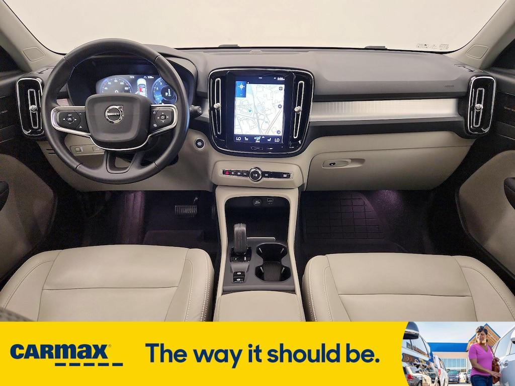 used 2021 Volvo XC40 car, priced at $27,998