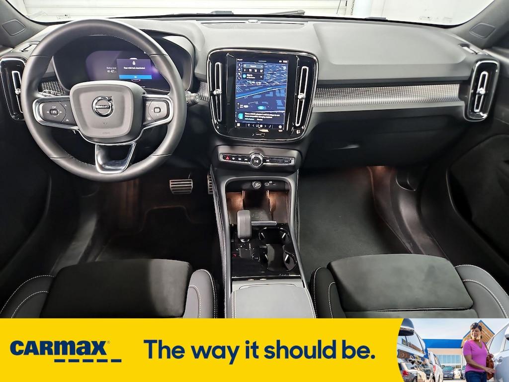 used 2022 Volvo XC40 Recharge Pure Electric car, priced at $31,998