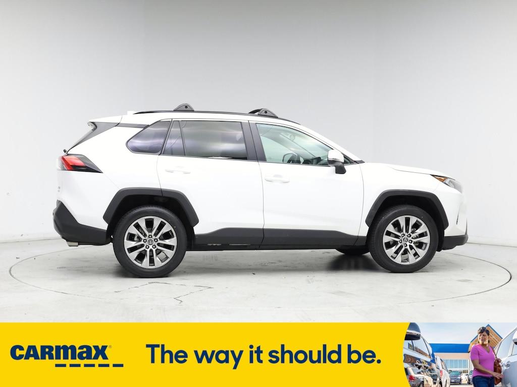 used 2020 Toyota RAV4 car, priced at $29,998