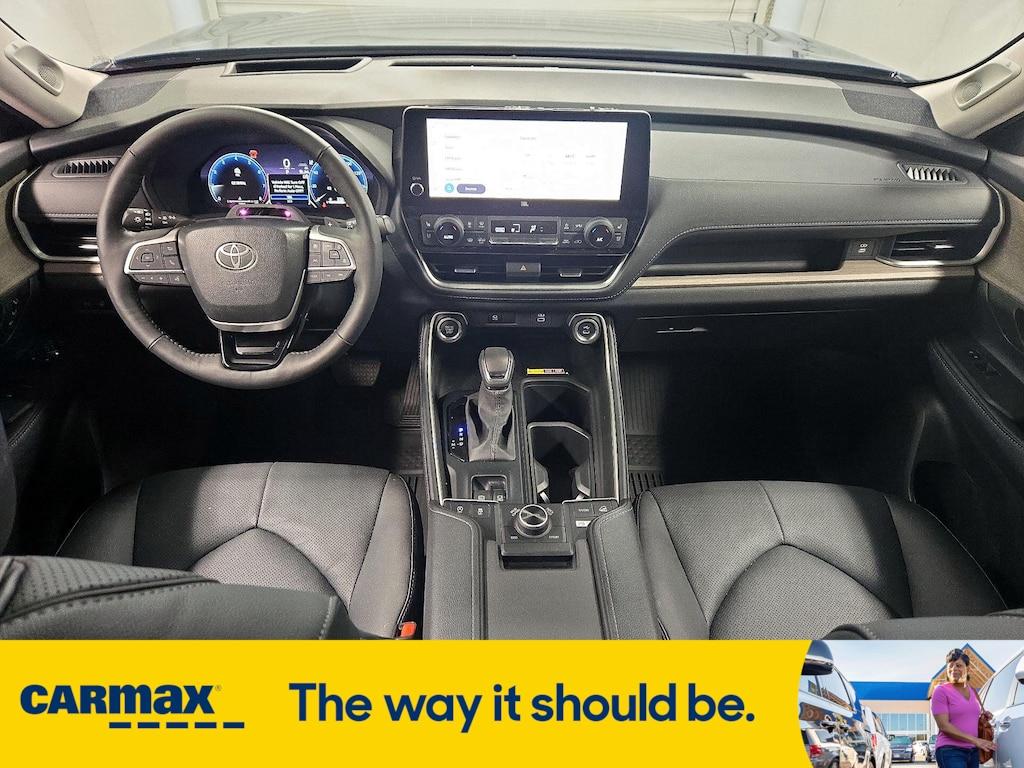used 2025 Toyota Grand Highlander car, priced at $57,998