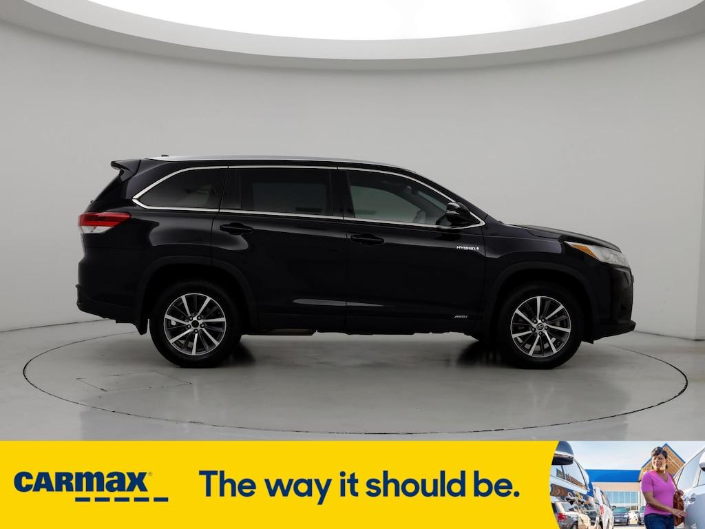 used 2019 Toyota Highlander Hybrid car, priced at $36,998