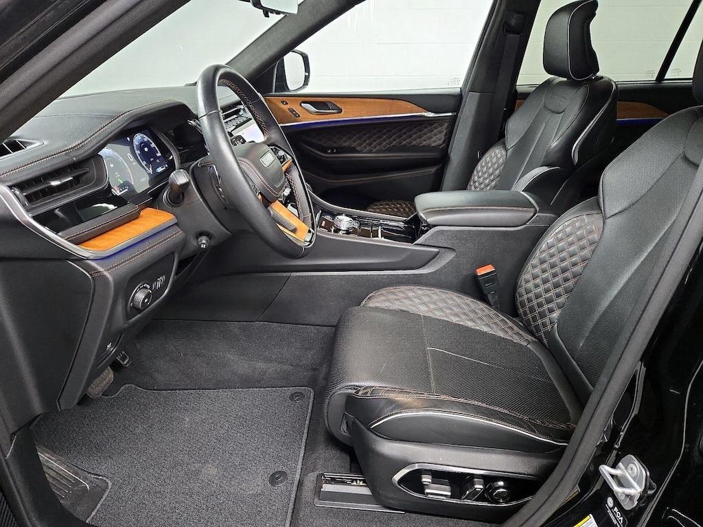 used 2022 Jeep Grand Cherokee car, priced at $43,998