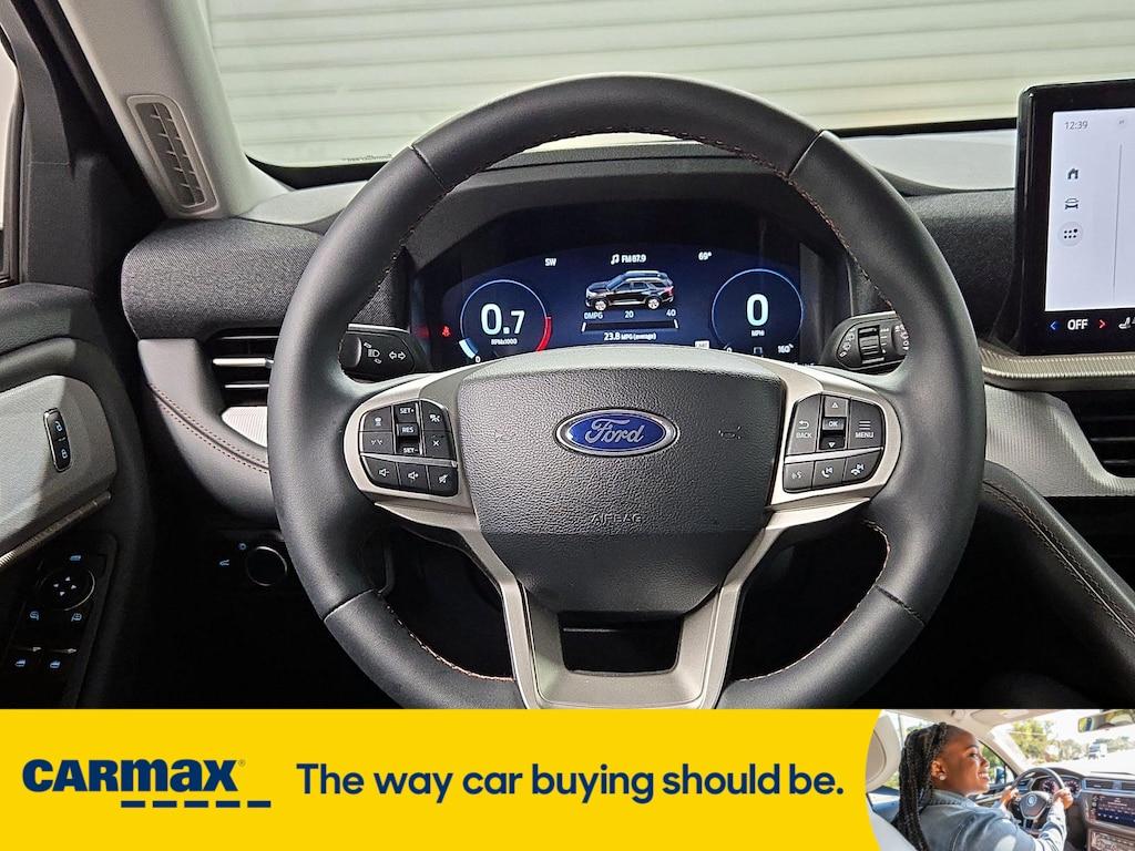 used 2025 Ford Explorer car, priced at $37,998