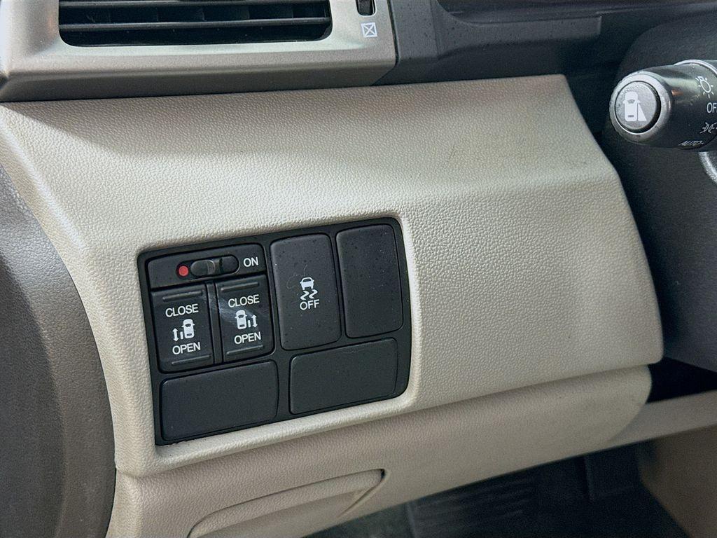 used 2016 Honda Odyssey car, priced at $7,500