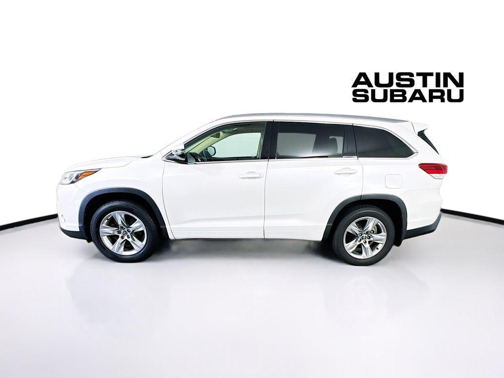 used 2018 Toyota Highlander car, priced at $24,270