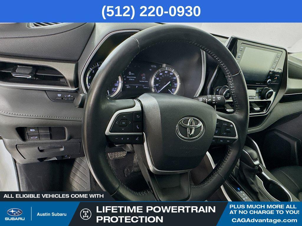 used 2022 Toyota Highlander car, priced at $36,500