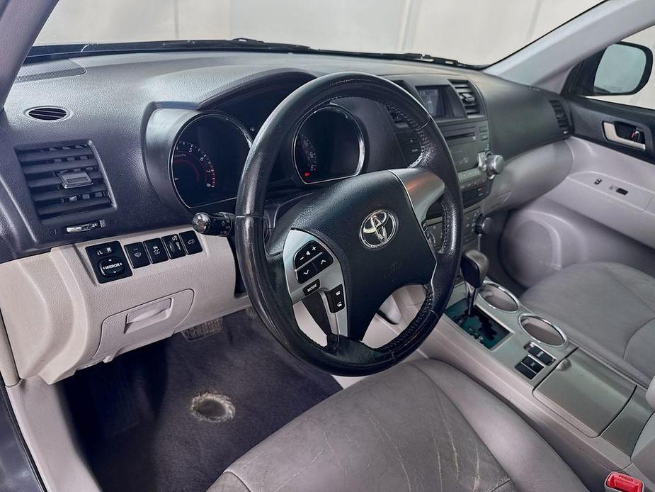 used 2011 Toyota Highlander car, priced at $12,500