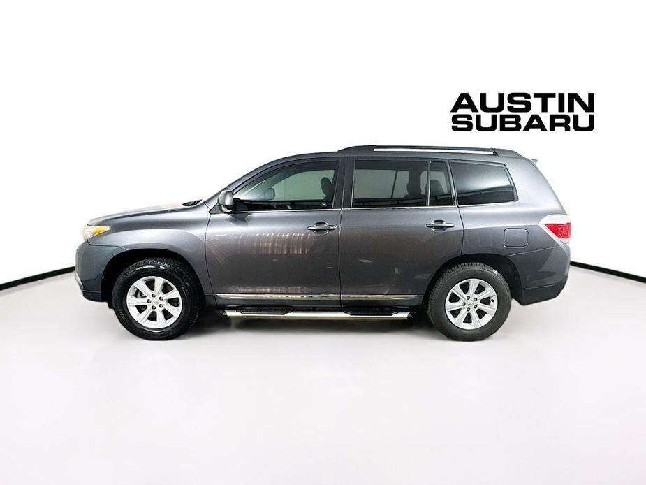 used 2011 Toyota Highlander car, priced at $12,500