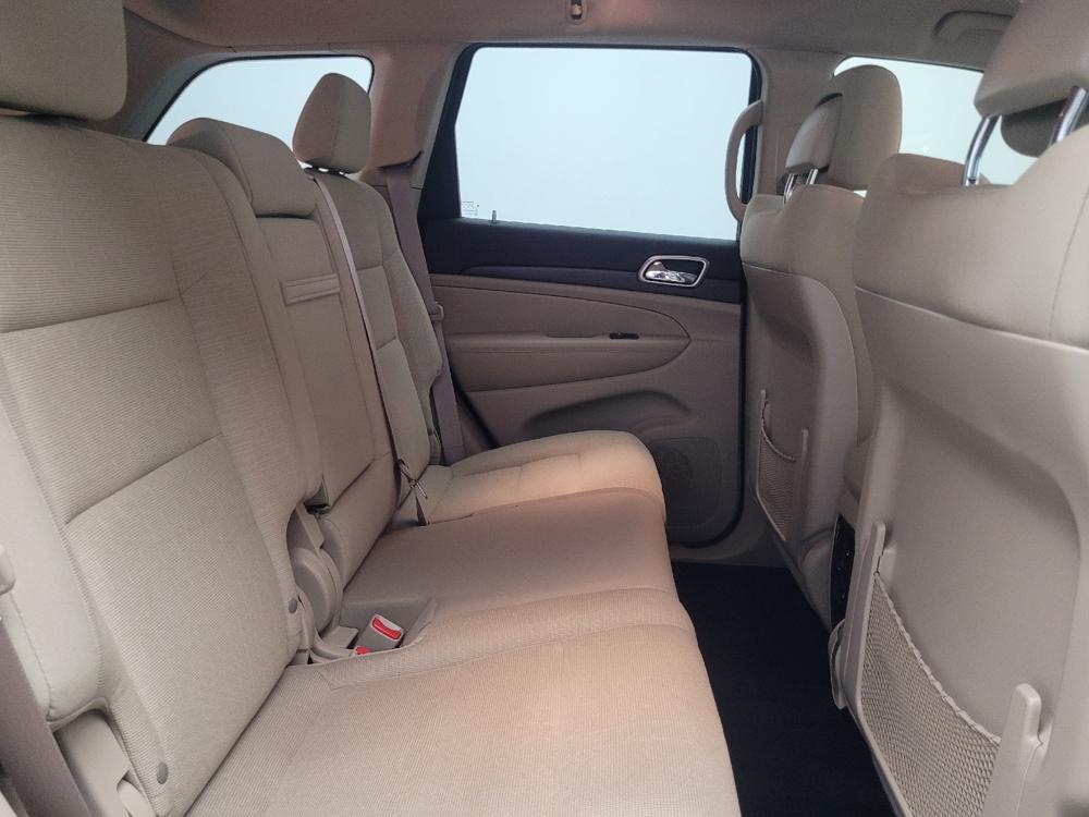 used 2016 Jeep Grand Cherokee car, priced at $18,995
