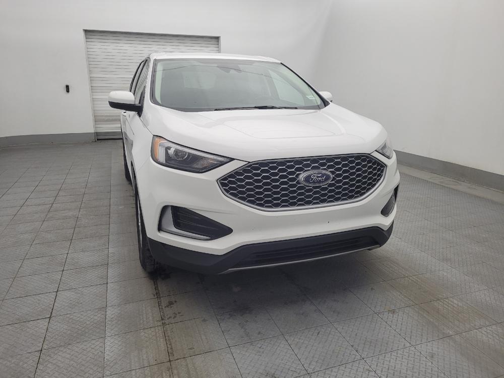 used 2024 Ford Edge car, priced at $25,895