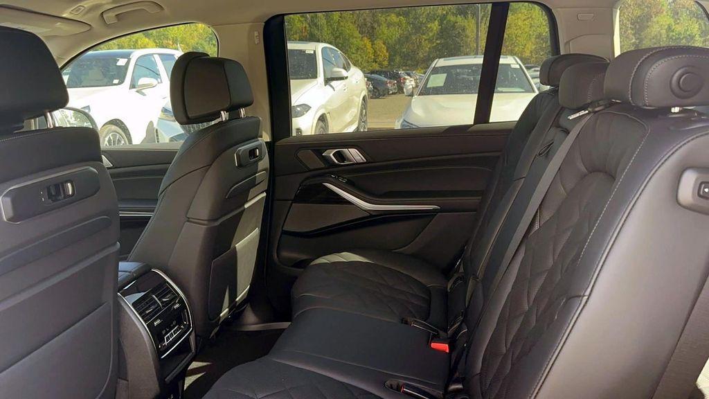 new 2026 BMW X7 car, priced at $94,330