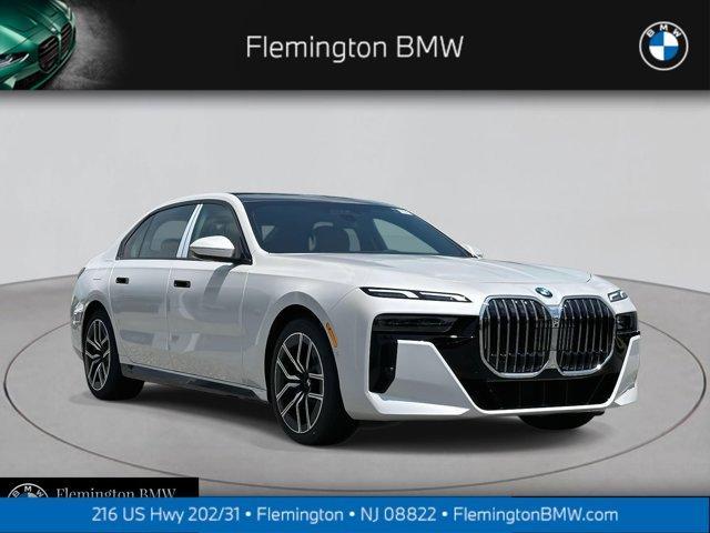 new 2025 BMW 740 car