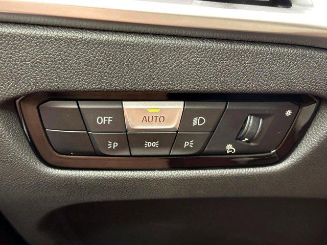 new 2025 BMW 330 car