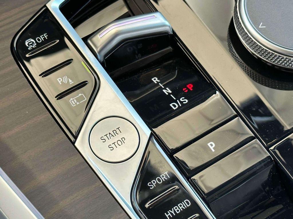 new 2026 BMW X5 PHEV car, priced at $80,025