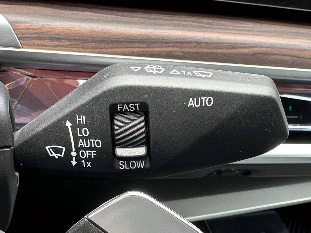 new 2025 BMW 750e car, priced at $118,275