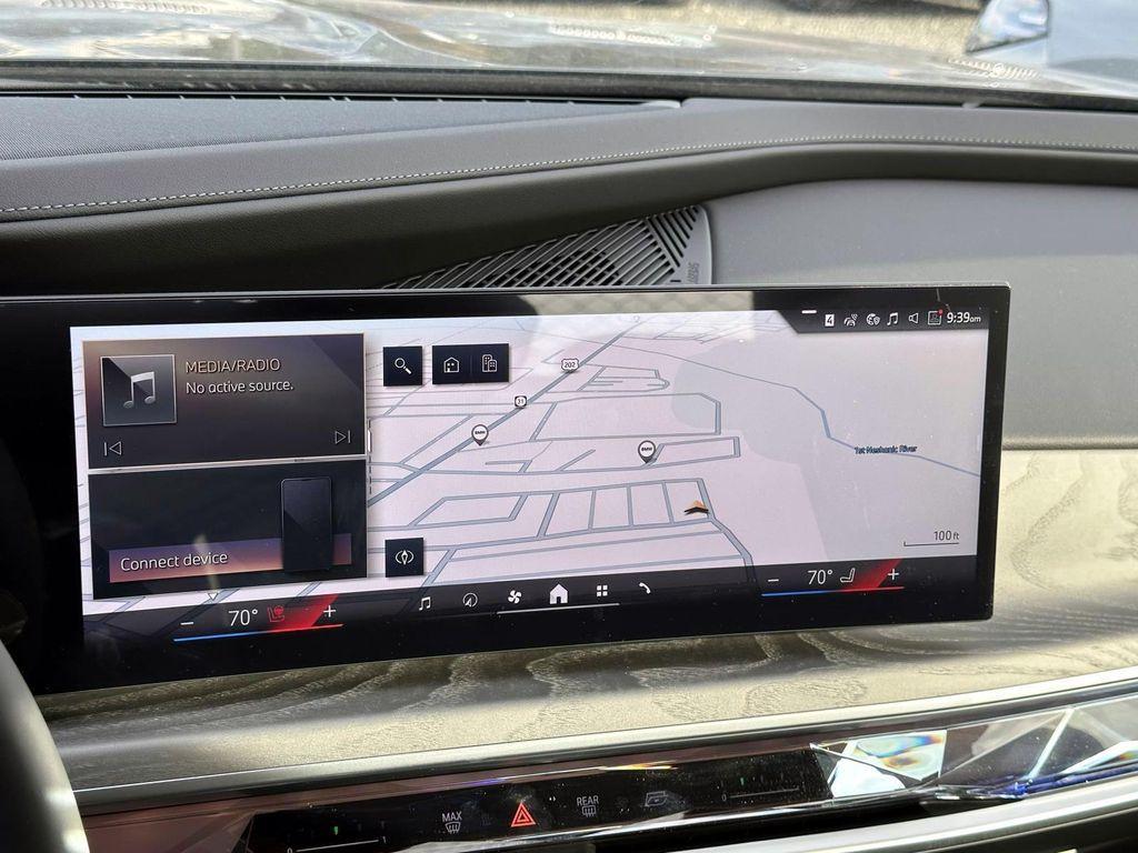 new 2025 BMW 760 car