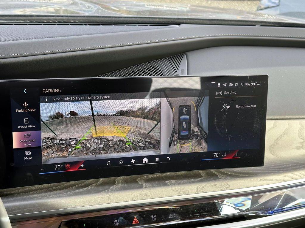 new 2025 BMW 760 car