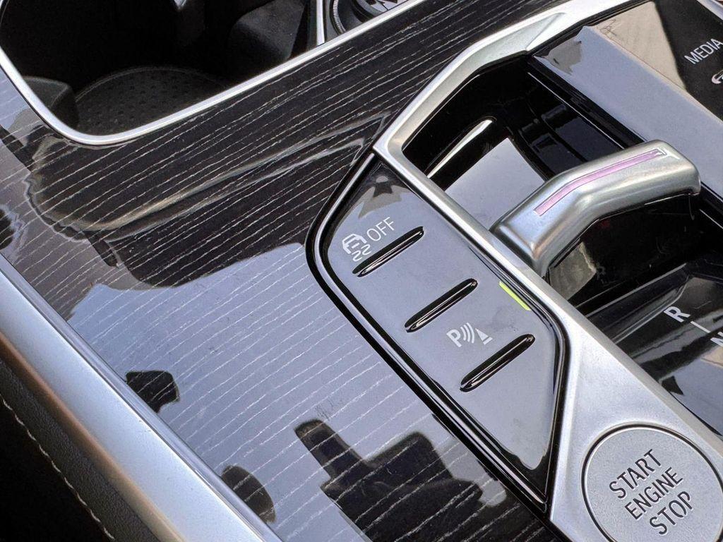 new 2026 BMW X7 car, priced at $97,125