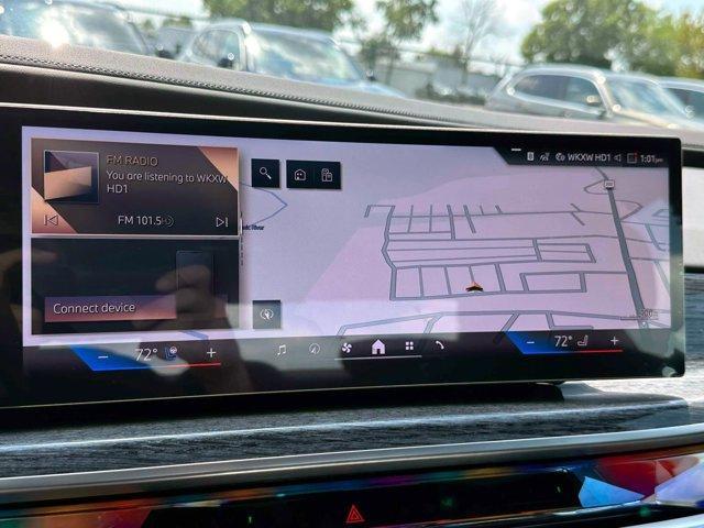 new 2025 BMW 760 car