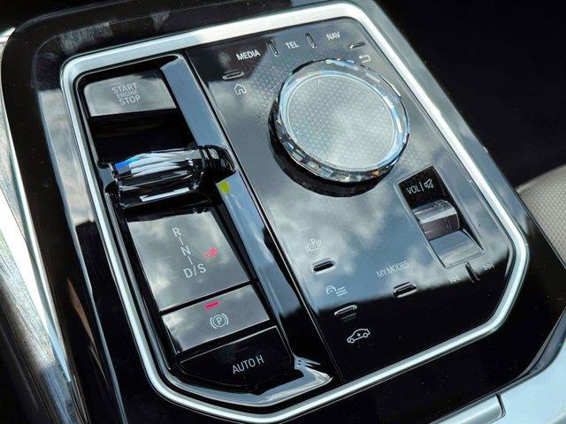 new 2025 BMW 760 car