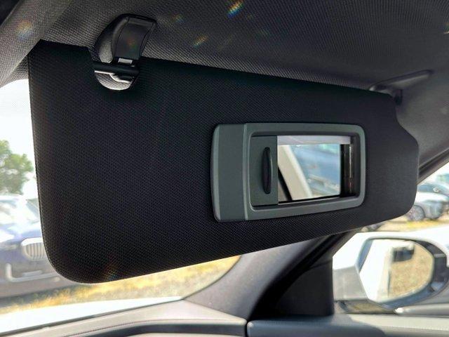 new 2025 BMW 760 car