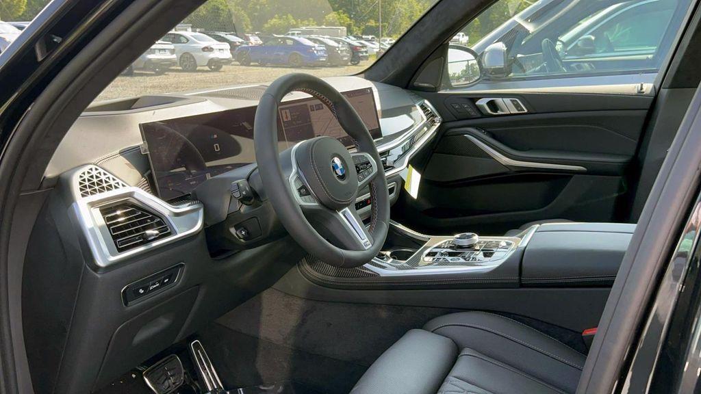 new 2026 BMW X7 car, priced at $123,430