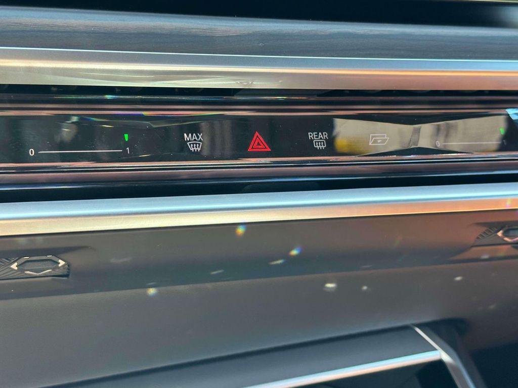 new 2025 BMW 760 car, priced at $134,225