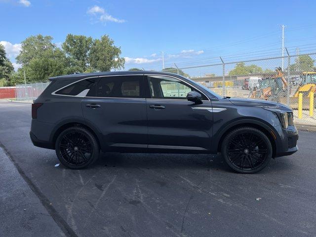 used 2024 Kia Sorento car, priced at $27,115