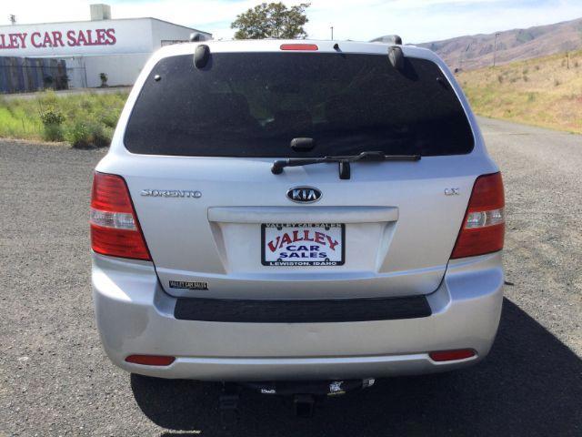 used 2009 Kia Sorento car, priced at $4,995
