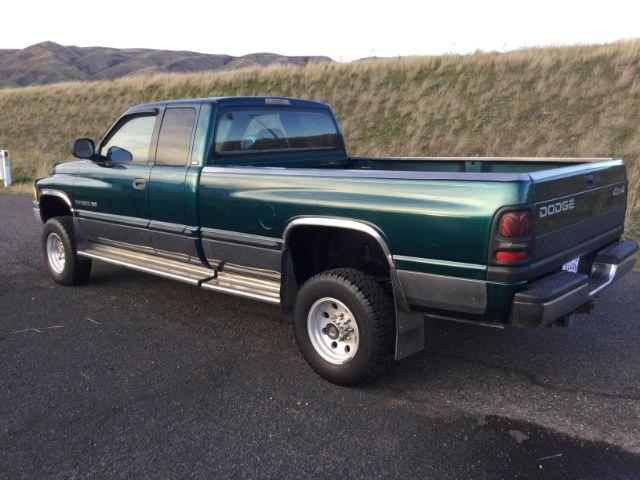 used 1999 Dodge Ram 2500 car, priced at $12,995