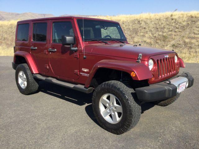 used 2011 Jeep Wrangler Unlimited car, priced at $15,995