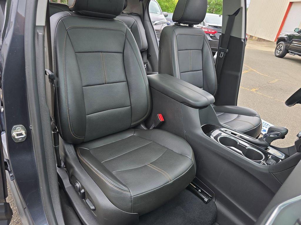 used 2022 Chevrolet Equinox car, priced at $19,380