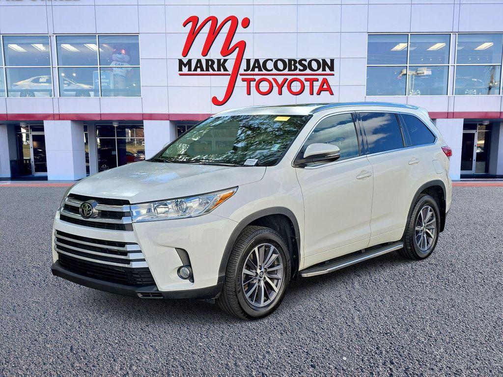 used 2017 Toyota Highlander car, priced at $26,780