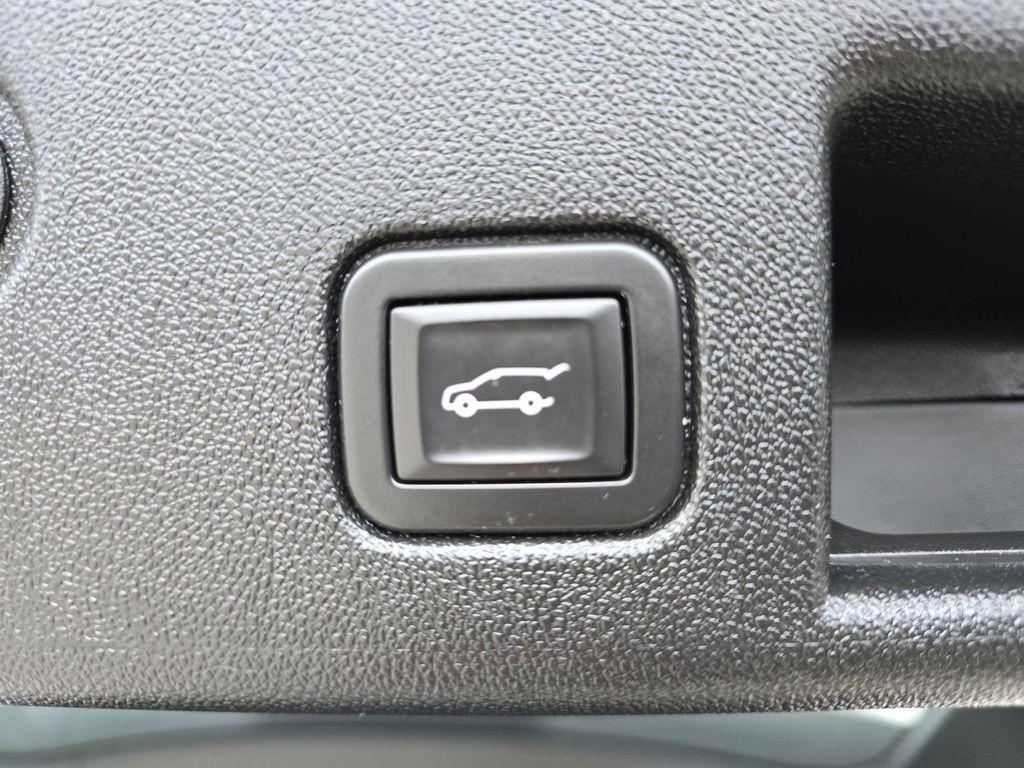 used 2020 Chevrolet Equinox car, priced at $15,880