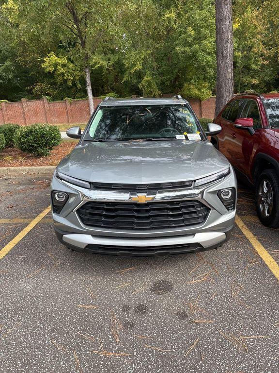 used 2024 Chevrolet TrailBlazer car, priced at $22,680