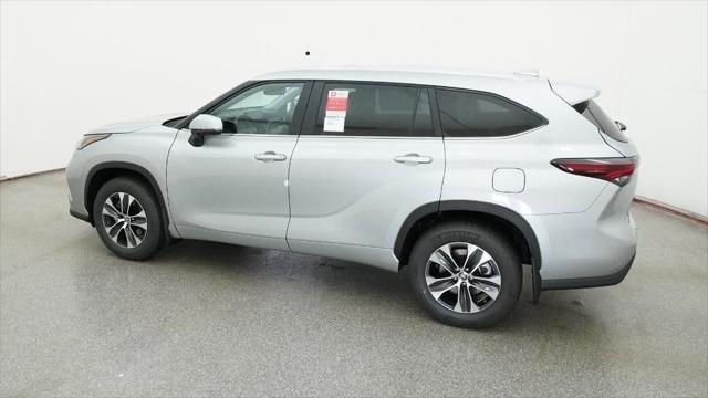new 2025 Toyota Highlander car, priced at $46,296