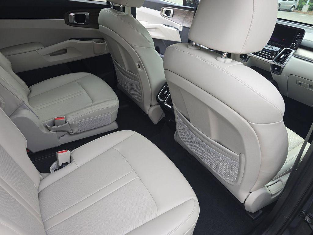 used 2022 Kia Sorento car, priced at $26,880