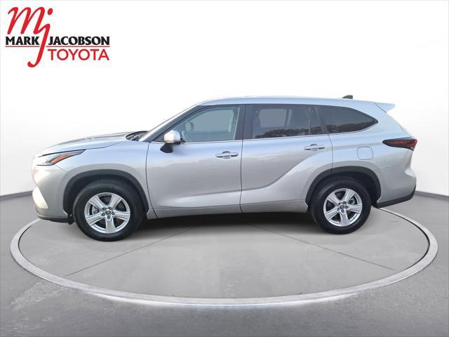 used 2024 Toyota Highlander car, priced at $36,200