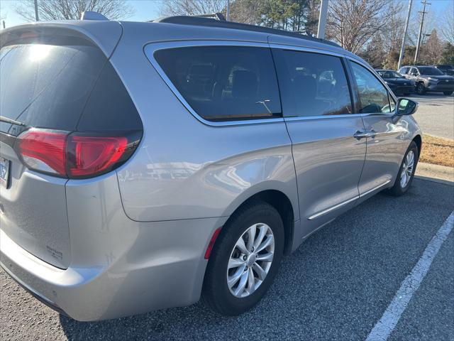 used 2017 Chrysler Pacifica car, priced at $13,600